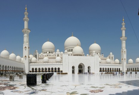 تفسير رؤية امام المسجد في المنام , حلم امام المسجد